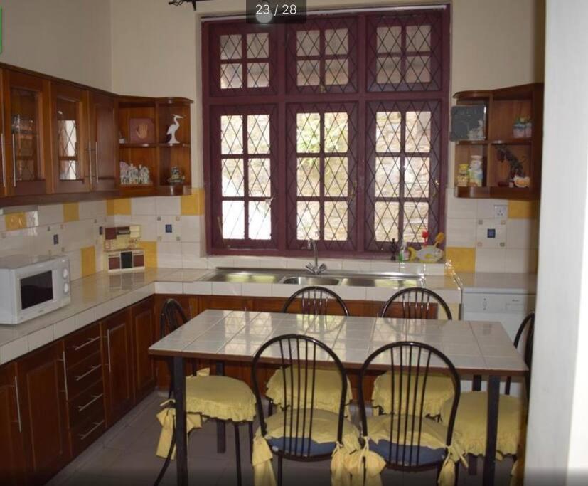 Reverie Hill Bungalow, Kandy Luaran gambar